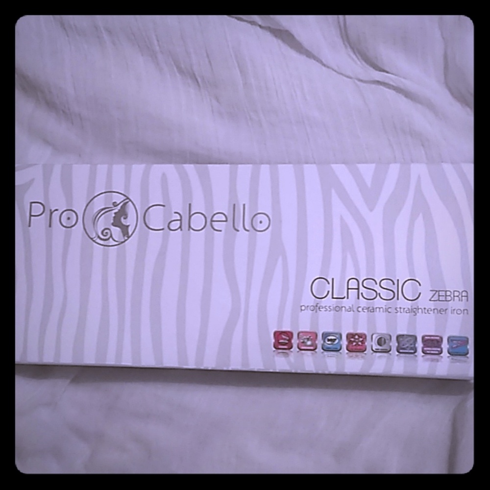 Brand New Pro Cabello Straightener Iron